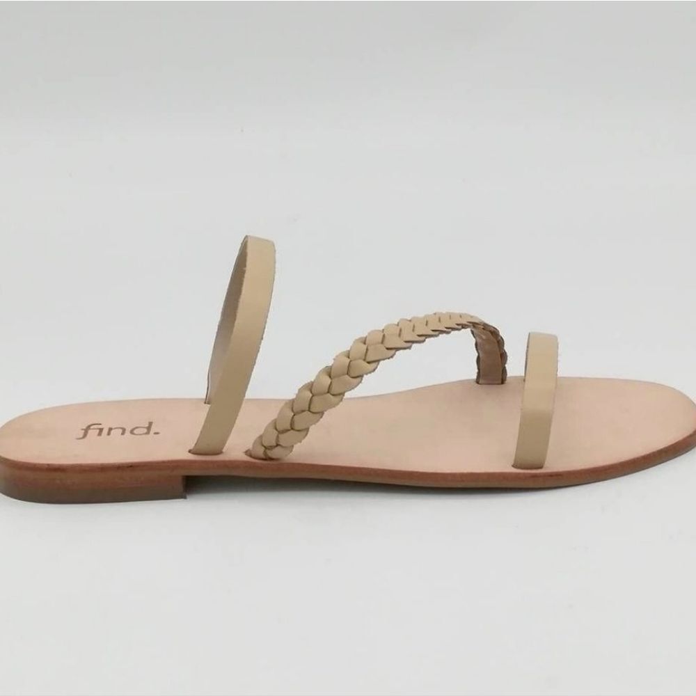 FIND Women's 9.5 Tan Sandals - NEW